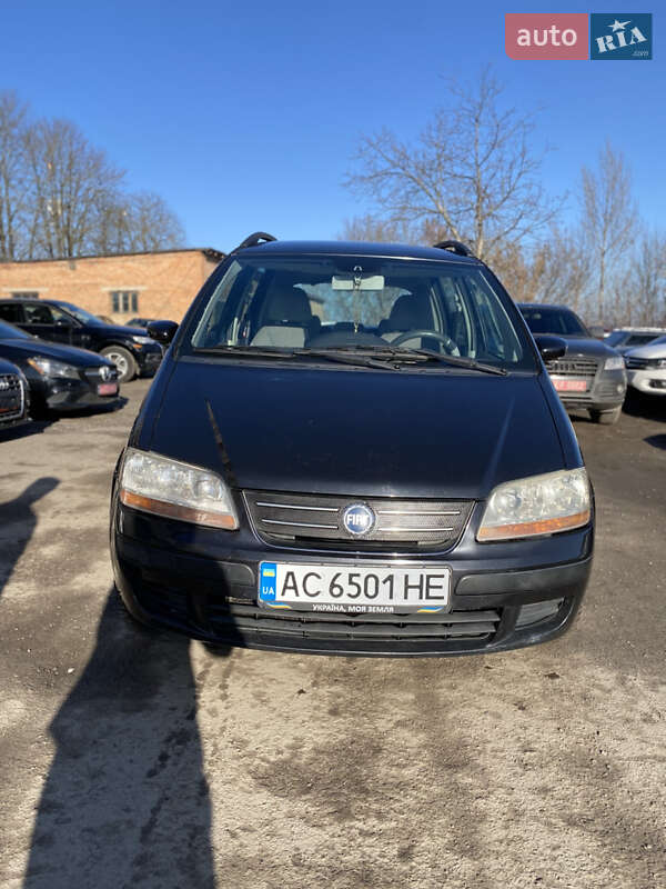 Fiat Idea 2004