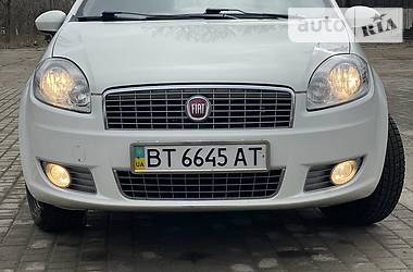 Fiat Linea Dinamic 2011