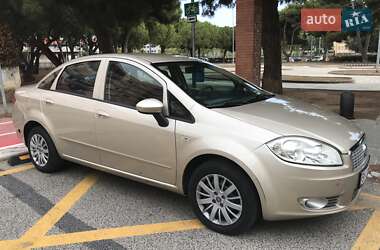 Fiat Linea  2012