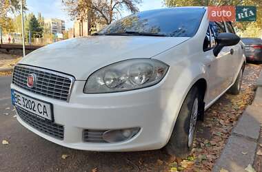 Fiat Linea 2011