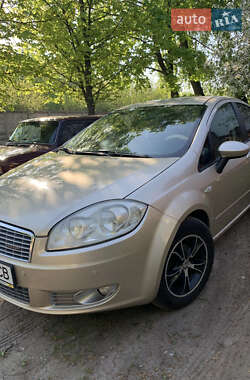 Fiat Linea  2012