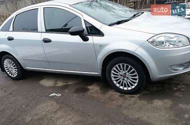 Fiat Linea  2011