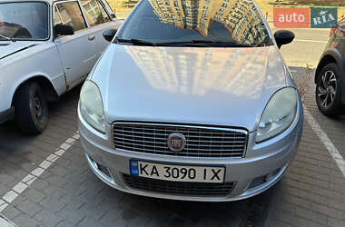 Fiat Linea  2011