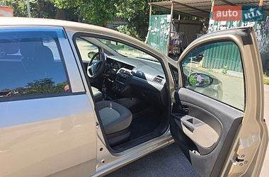 Седан Fiat Linea 2012 в Киеве
