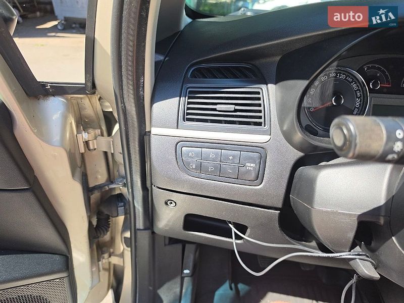 Седан Fiat Linea 2012 в Киеве