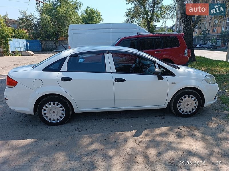 Седан Fiat Linea 2013 в Киеве