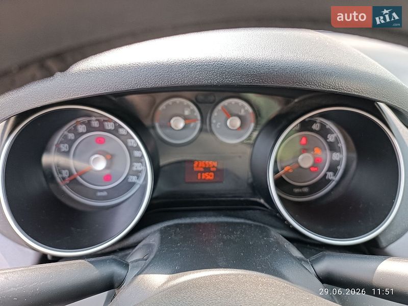 Седан Fiat Linea 2013 в Киеве