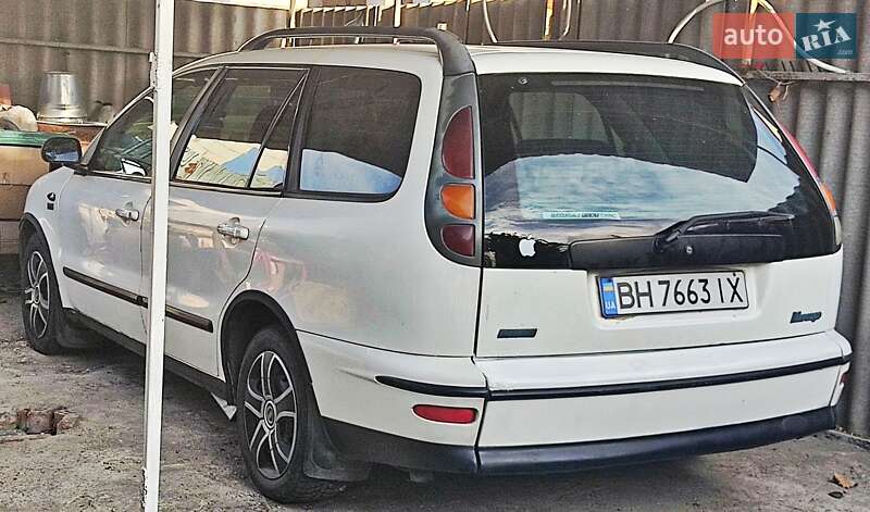 Универсал Fiat Marea
