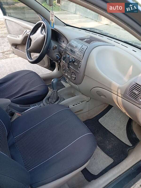 Седан Fiat Marea