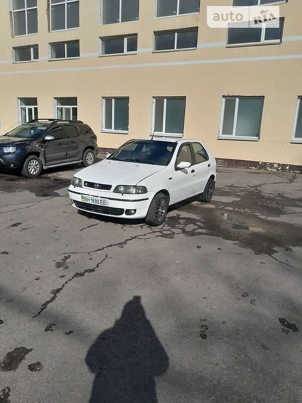 Хэтчбек Fiat Palio