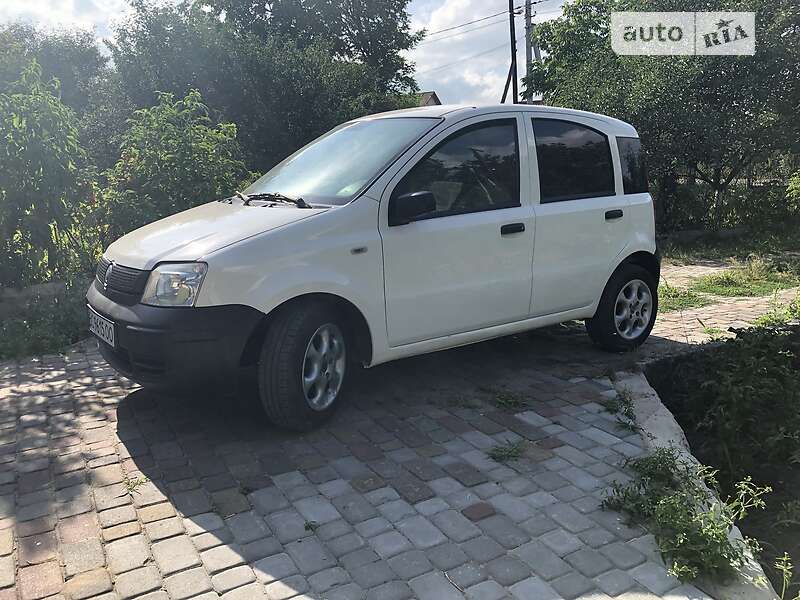 Седан Fiat Panda