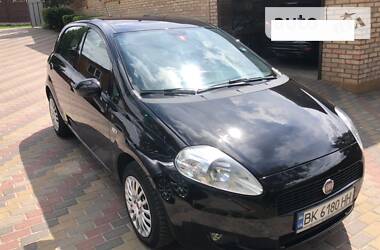 Fiat Punto Fiat Grande Punto 3 2010