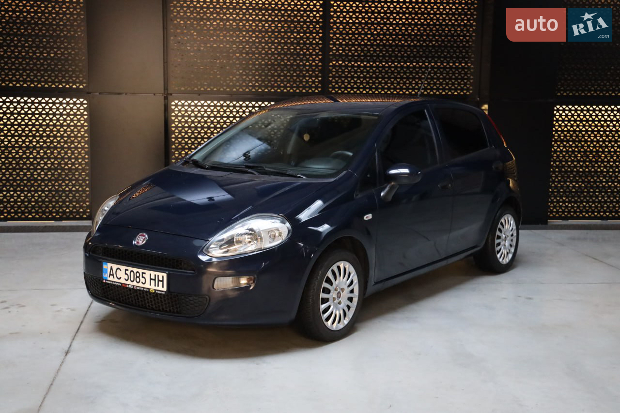 2017 Fiat Punto - фото 1