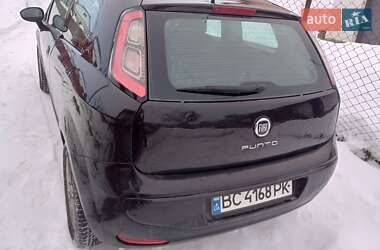 Fiat Punto  2011