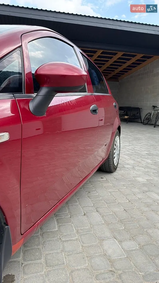 2010 Fiat Punto - мініатюра 4