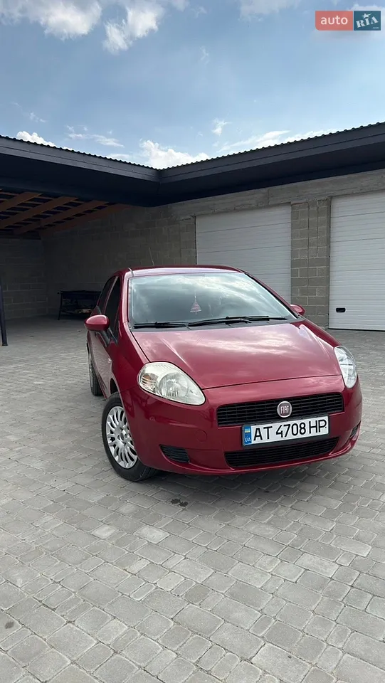 2010 Fiat Punto - мініатюра 2