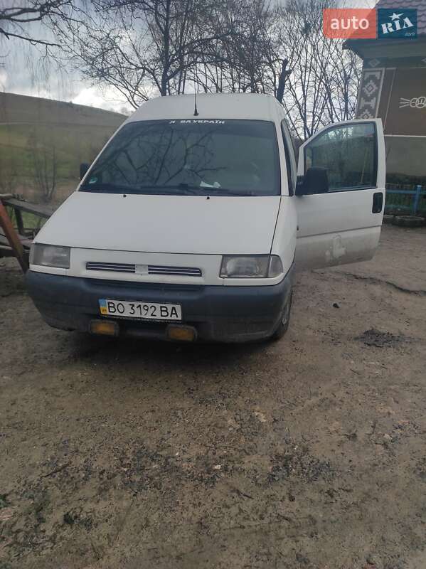 Седан Fiat Scudo