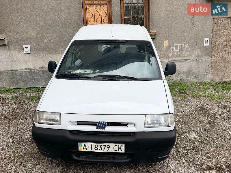 Вантажний фургон Fiat Scudo