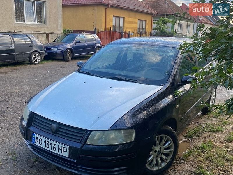 Хетчбек Fiat Stilo 2002 в Мукачевому