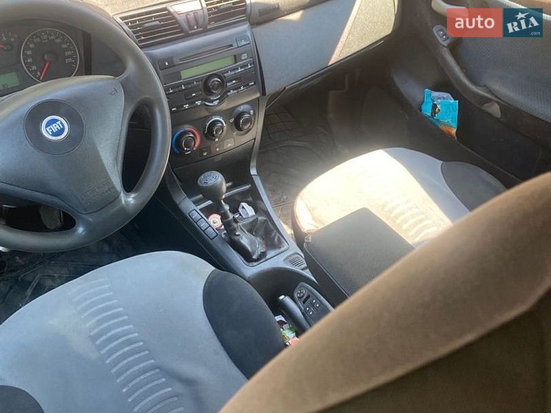 Хетчбек Fiat Stilo 2002 в Мукачевому
