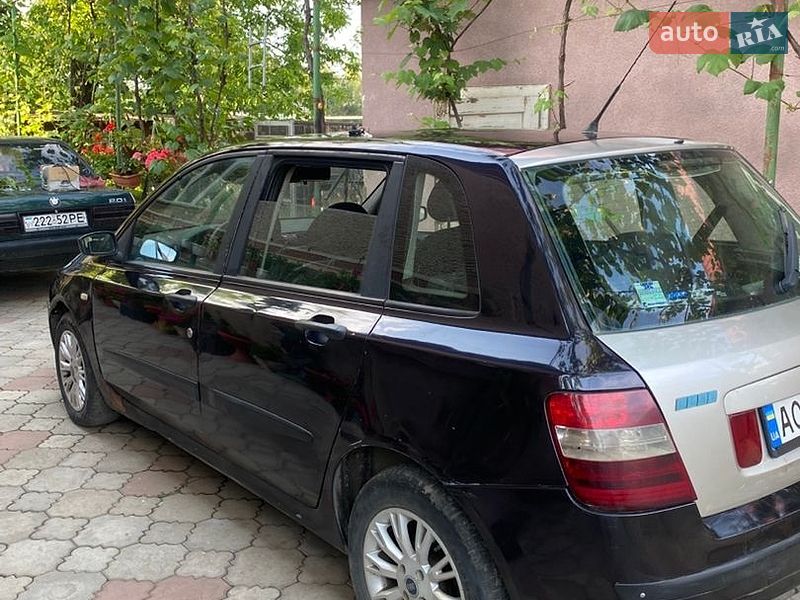 Хетчбек Fiat Stilo 2002 в Мукачевому