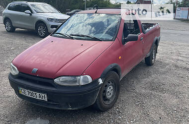 Fiat Strada  2002