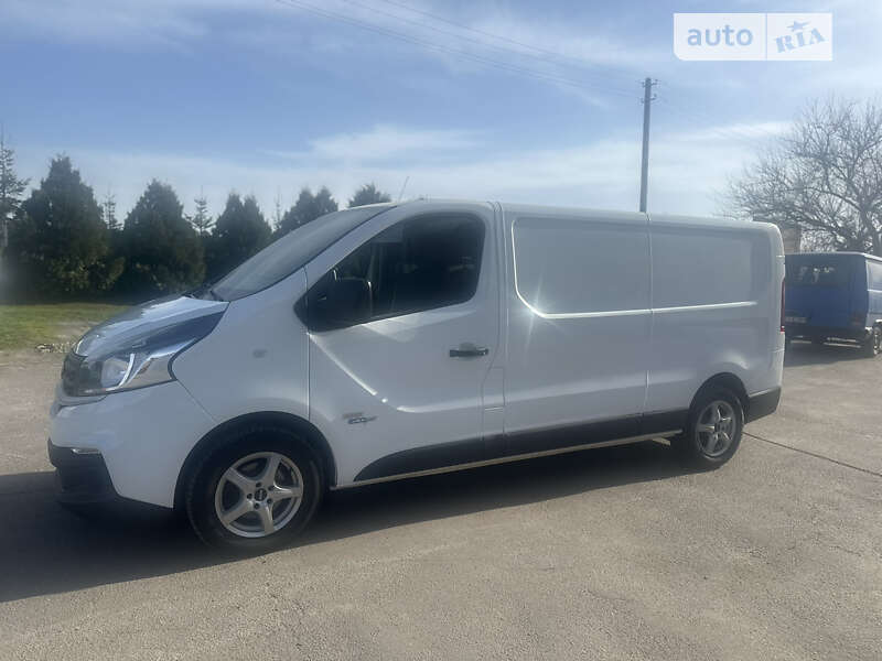 Вантажівки Fiat Talento