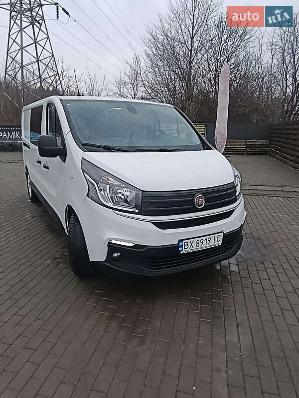 Вантажопасажирський фургон Fiat Talento