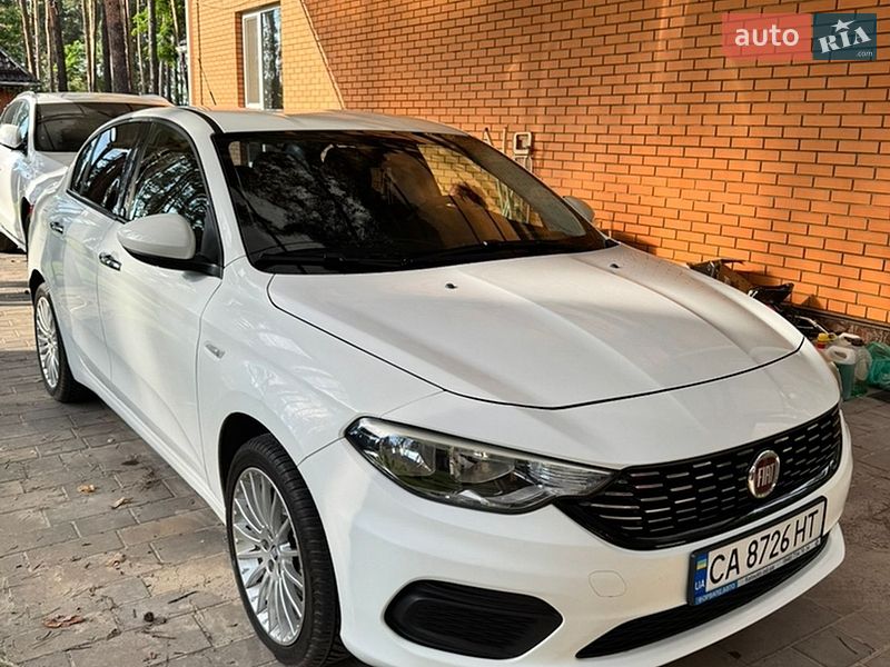 Fiat Tipo 2016 Fiat Tipo 2016