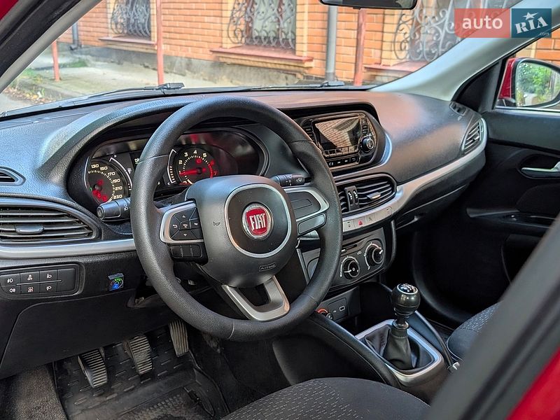 Седан Fiat Tipo 2018 в Киеве