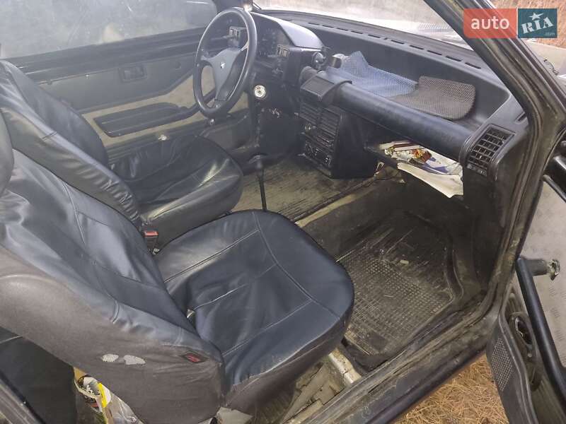 Хэтчбек Fiat Uno 1986 в Сумах