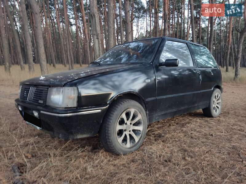Хэтчбек Fiat Uno 1986 в Сумах