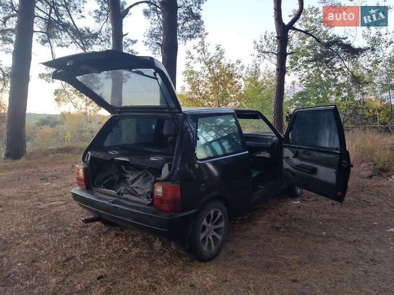 Хэтчбек Fiat Uno 1986 в Сумах
