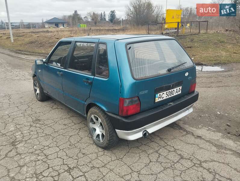 Хэтчбек Fiat Uno 1994 в Луцке