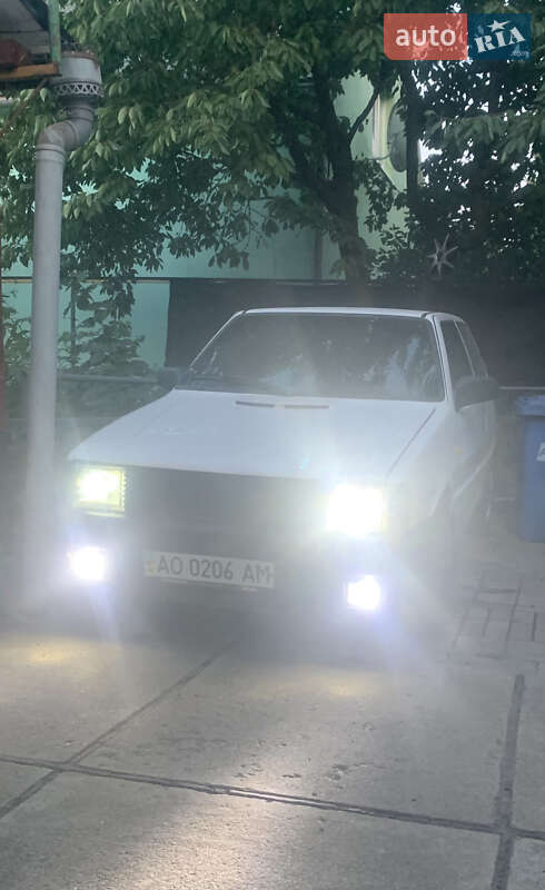 Хэтчбек Fiat Uno