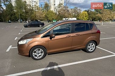 ford b-max 2012 в Киев от профессионального продавца Володимир