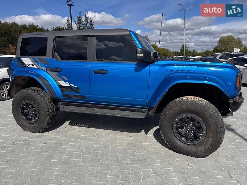 Ford Bronco 2024