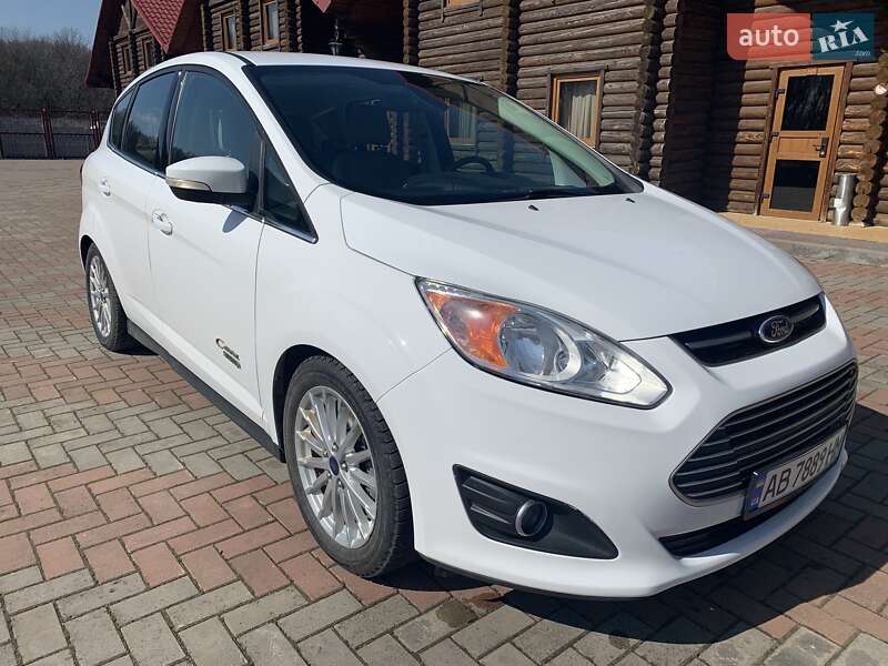 Хэтчбек Ford C-Max