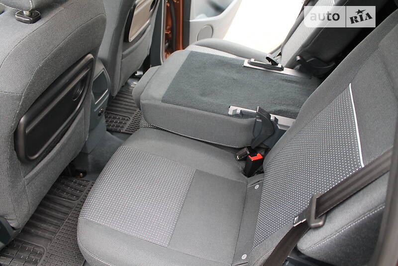 Универсал Ford C-Max 2013 в Дрогобыче