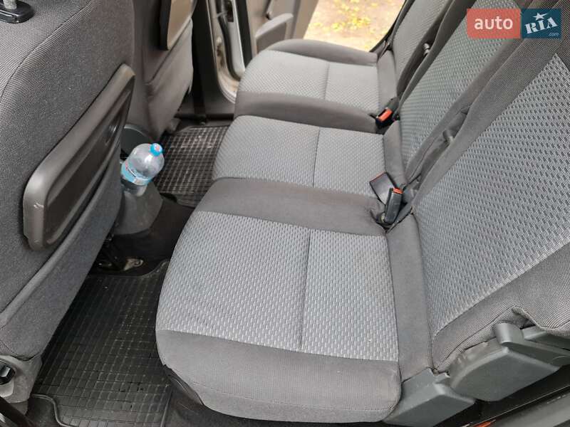 Мінівен Ford C-Max 2005 в Ірпені
