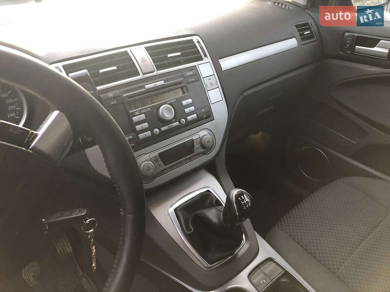 Мінівен Ford C-Max 2010 в Городенці