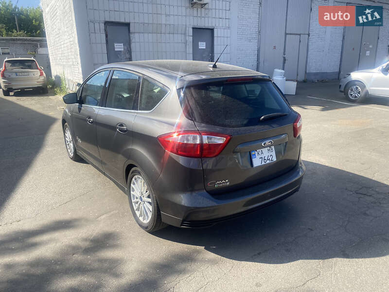 Минивэн Ford C-Max 2015 в Киеве