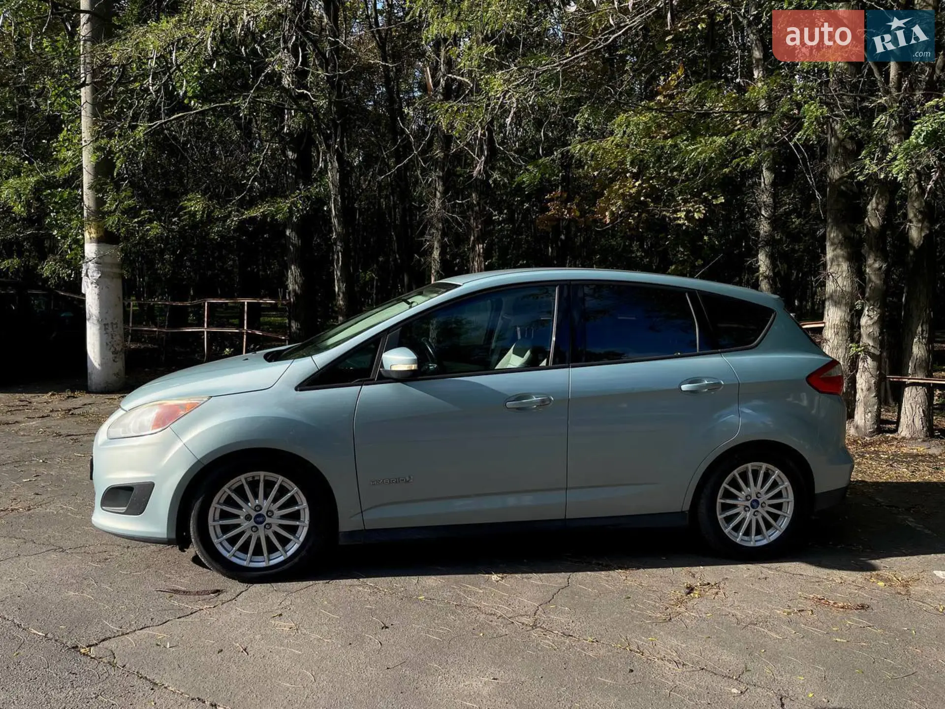 Ford C-Max 2012 VIN 1FADP5AU4DL514746 фото оголошення 3 з 26