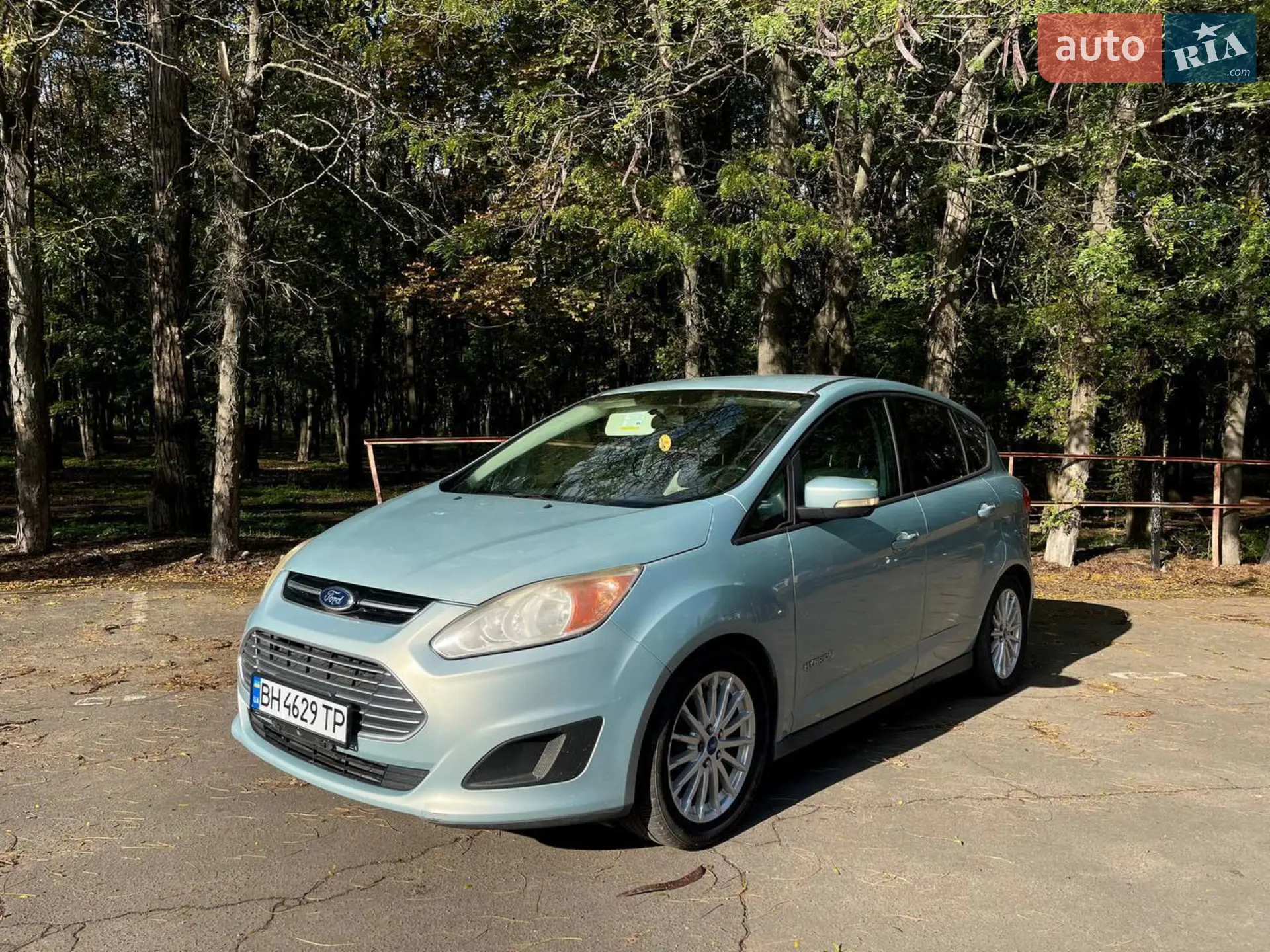 Ford C-Max 2012 VIN 1FADP5AU4DL514746 фото оголошення 2 з 26