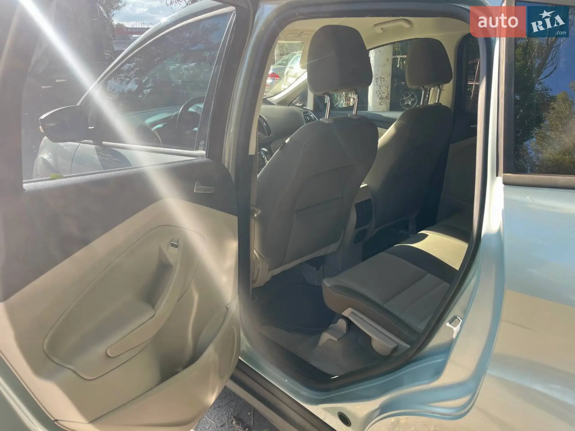 Ford C-Max 2012 VIN 1FADP5AU4DL514746 фото оголошення 20 з 26