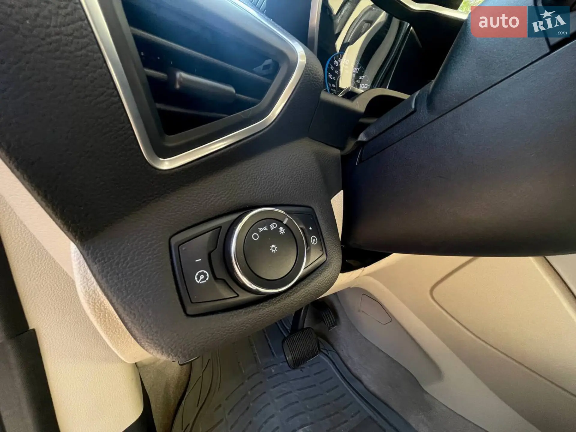 Ford C-Max 2012 VIN 1FADP5AU4DL514746 фото оголошення 13 з 26