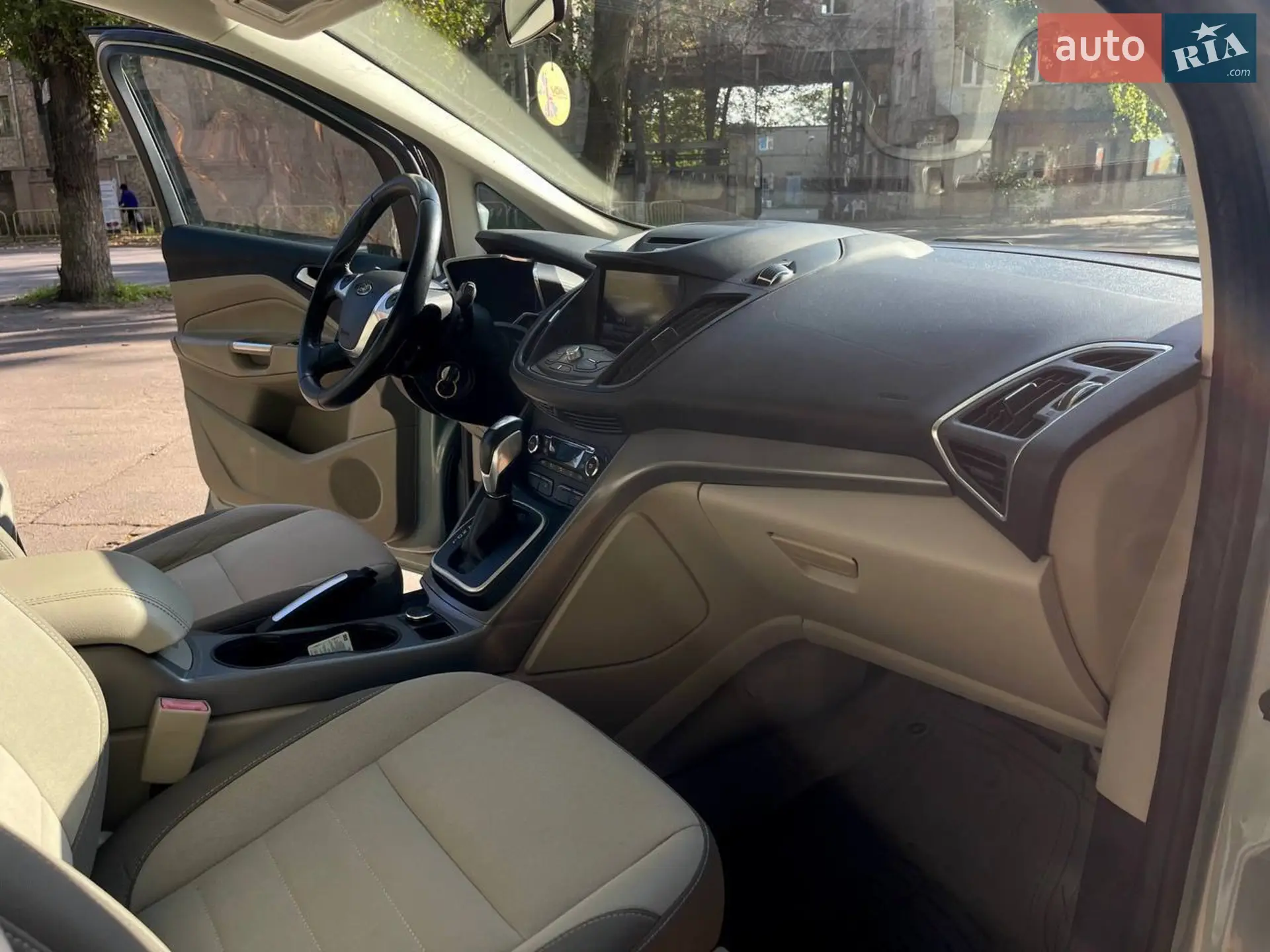 Ford C-Max 2012 VIN 1FADP5AU4DL514746 фото оголошення 19 з 26