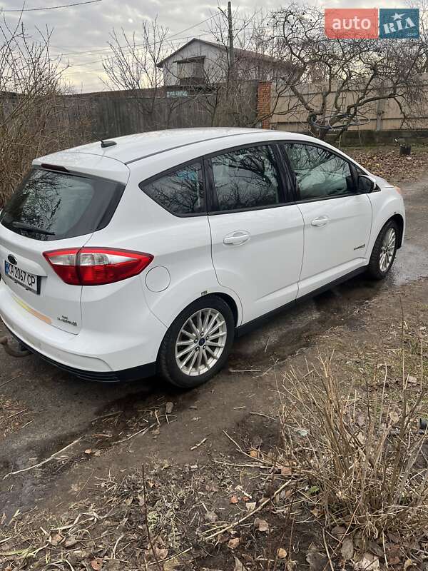 Минивэн Ford C-Max 2015 в Киеве фото 5 Минивэн Ford C-Max 2015 в Киеве