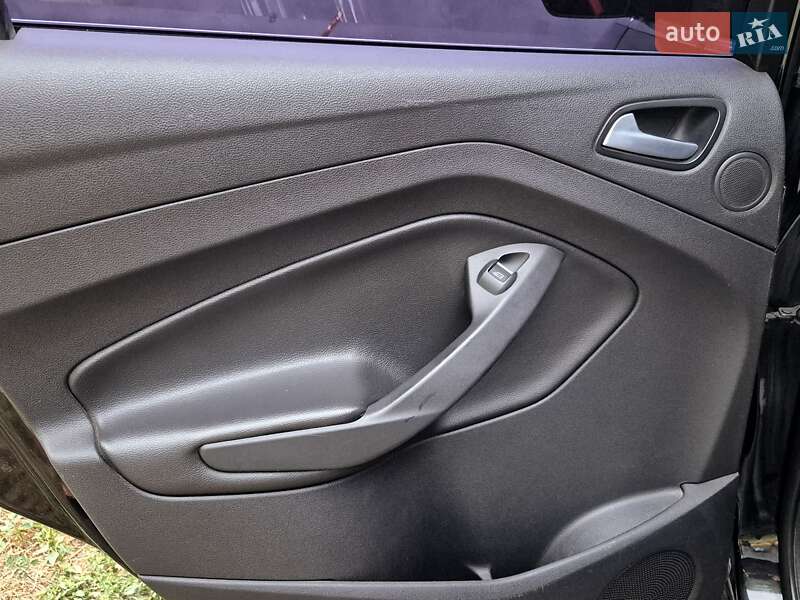 Минивэн Ford C-Max 2015 в Днепре