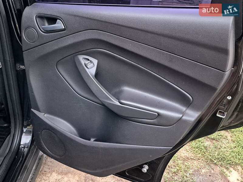 Минивэн Ford C-Max 2015 в Днепре